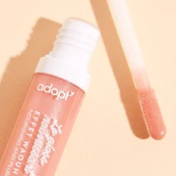 Glittery Lip Gloss With A Wow Effect! Gloss
