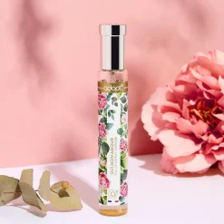 New Oui Mon Amour Floral